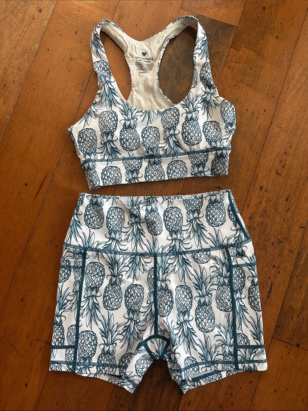 Love Fitness Pineapple Print Athletic Set - White & Teal